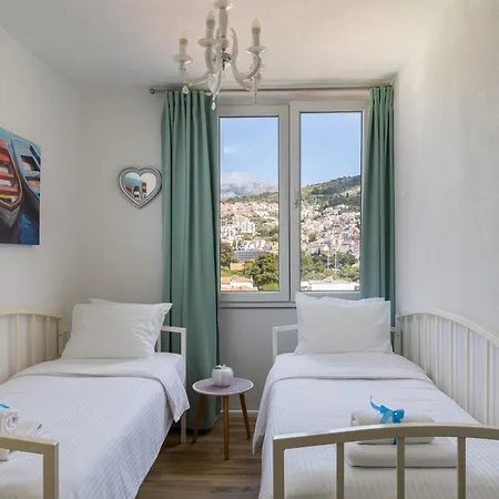 Apartment Marina Lapad - 2 Bedroom By The Sea